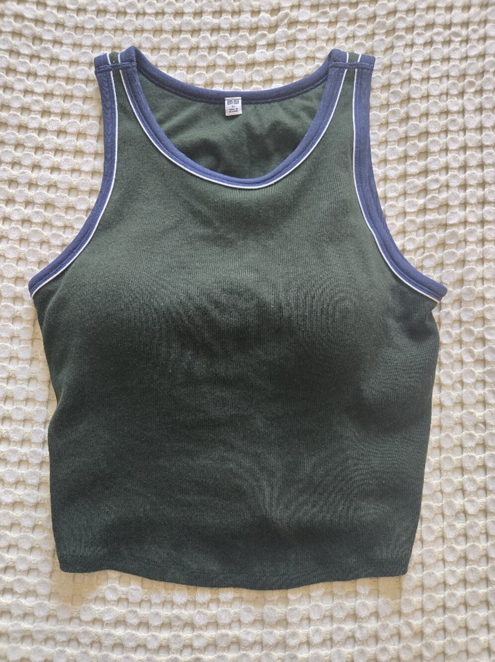 Uniqlo Crop Tank